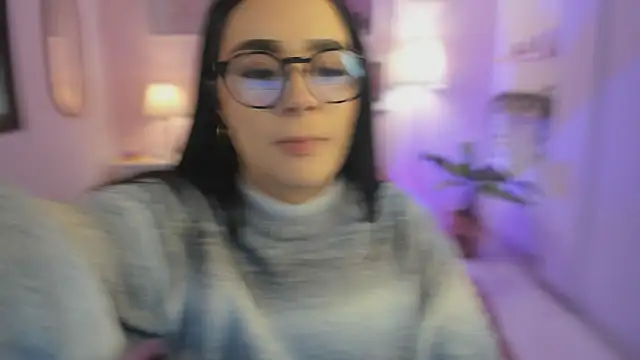 Snapshot of emma_soul1 chatting on December 1, 2025, 8:42 pm emma soul1 online show from December 1, 2025, 8:42 pm