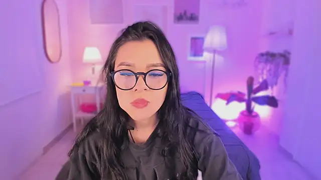 Snapshot of emma_soul1 chatting on November 7, 2025, 7:51 pm emma soul1 online show from November 7, 2025, 7:51 pm