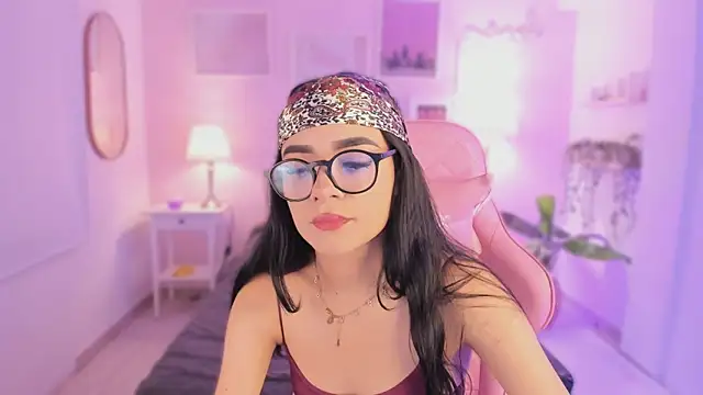 Snapshot of emma_soul1 chatting on November 20, 2025, 7:58 pm emma soul1 online show from November 20, 2025, 7:58 pm