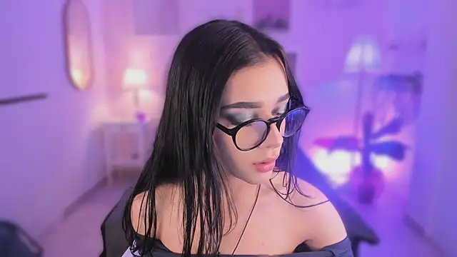 Snapshot of emma_soul1 chatting on October 17, 2025, 8:21 pm emma soul1 online show from October 17, 2025, 8:21 pm