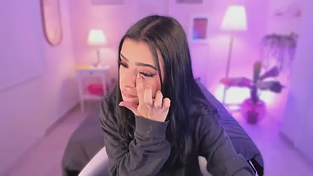 Snapshot of emma_soul1 chatting on November 1, 2025, 12:21 pm emma soul1 online show from November 1, 2025, 12:21 pm