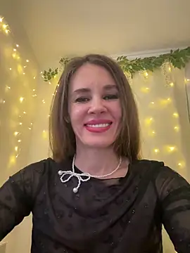 LucieMack online show from March 3, 2026, 7:43 pm