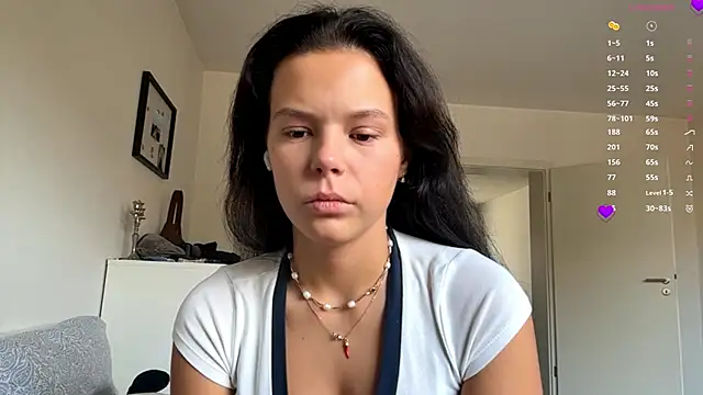 MaydaCornwall online show from November 8, 2025, 9:02 am