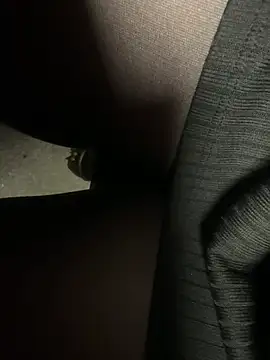 HiddenHoneyLDN online show from January 15, 2026, 3:37 pm