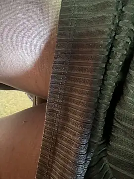 HiddenHoneyLDN online show from November 25, 2025, 10:26 am