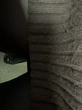 HiddenHoneyLDN online show from October 29, 2025, 9:30 am