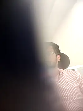 Snapshot of Shamsunderankura chatting on October 27, 2025, 10:49 am Shamsunderankura online show from October 27, 2025, 10:49 am