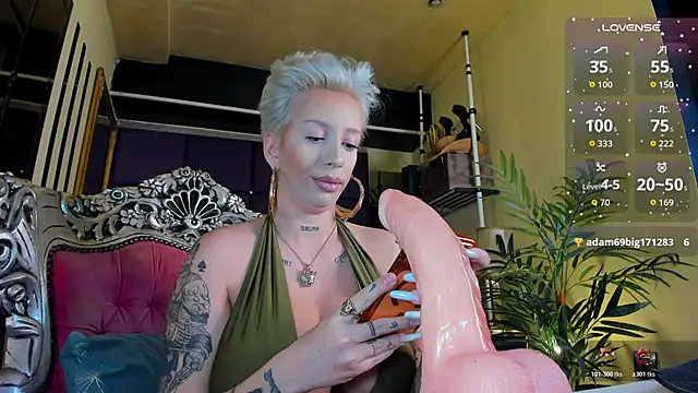 spicyxmilf online show from February 3, 2026, 5:38 am