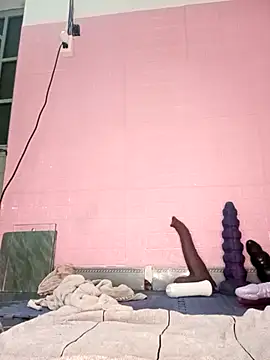 Snapshot of Rose_194 chatting on October 26, 2025, 3:01 pm Rose 194 online show from October 26, 2025, 3:01 pm