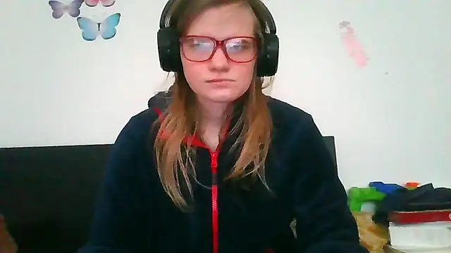 Moonolighta online show from March 8, 2026, 1:25 pm