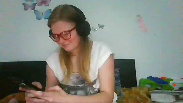 Moonolighta online show from March 2, 2026, 1:18 pm