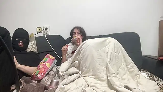 Rosea Champagne online show from September 28, 2025, 3:52 pm