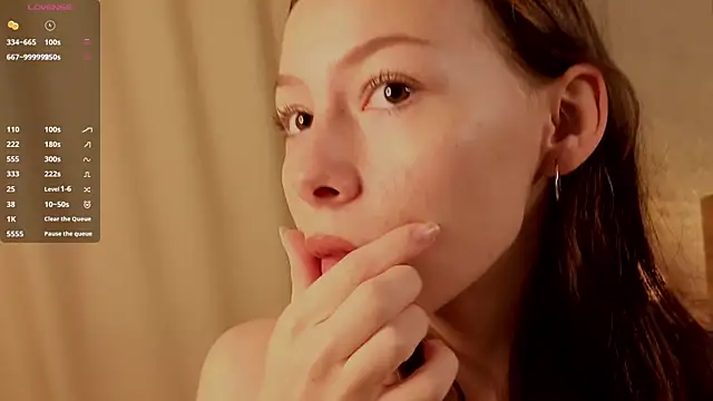 BlushinBloom online show from October 7, 2025, 6:14 am