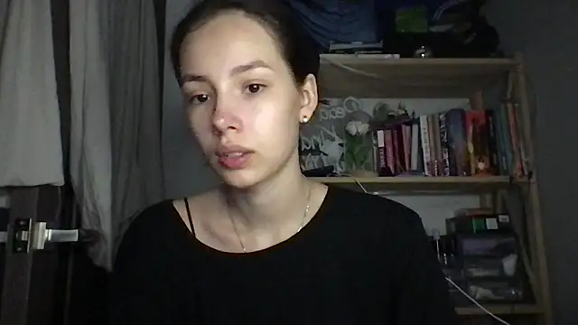 Yuna5343 online show from October 9, 2025, 7:25 pm