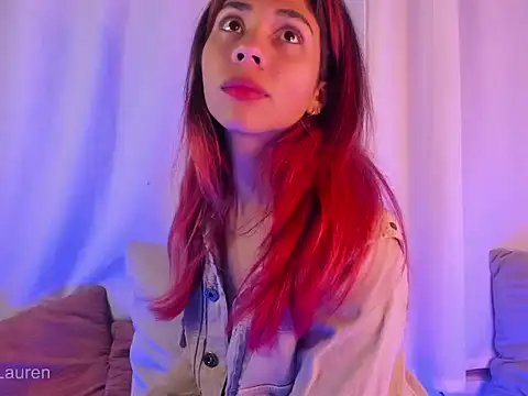 Laurenn 2 online show from November 8, 2025, 3:21 am