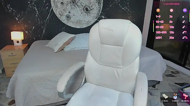 ShaniaDaniels online show from October 15, 2025, 9:56 pm