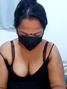 Madu HotSL online show from October 31, 2025, 2:46 pm