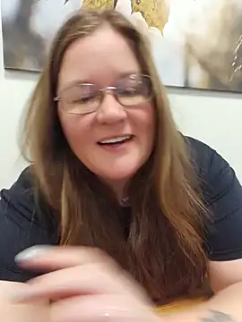 Snapshot of Love86Emily chatting on January 22, 2025, 6:31 pm Love86Emily online show from January 22, 2025, 6:31 pm