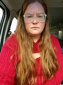 Snapshot of Love86Emily chatting on October 26, 2025, 3:34 pm Love86Emily online show from October 26, 2025, 3:34 pm