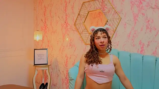 Snapshot of Ammy_rosse20 chatting on September 23, 2025, 3:24 am Ammy rosse20 online show from September 23, 2025, 3:24 am