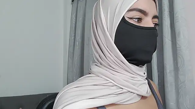 jade nassar online show from November 24, 2025, 9:04 pm