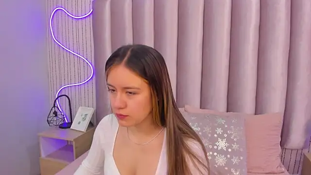 SamanthaPeachss online show from November 13, 2025, 12:09 pm