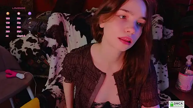 Evi Brook online show from March 20, 2026, 12:28 pm