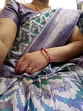 indianhotwife639 online show from April 1, 2026, 5:09 am