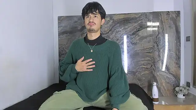 Snapshot of DimitriDeluxe chatting on October 12, 2025, 12:50 pm DimitriDeluxe online show from October 12, 2025, 12:50 pm