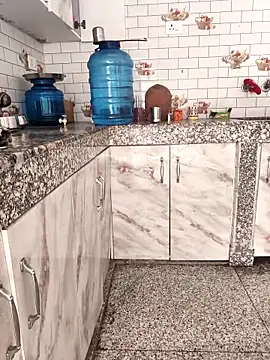 Shalu G online show from February 15, 2026, 9:19 am