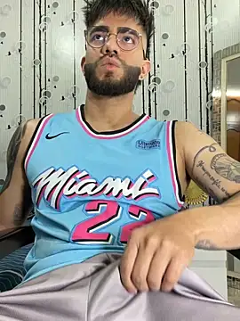 King Draven3 online show from February 10, 2026, 7:24 pm