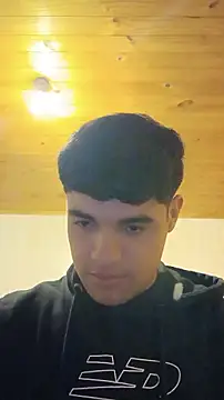 juanfritaa21 online show from July 16, 2026, 8:39 pm