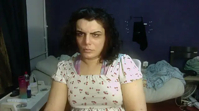 turkishTransEfsun online show from November 18, 2025, 3:48 pm