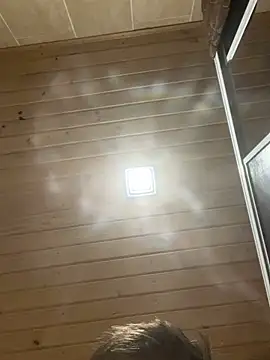 andre1z1nh0 online show from March 4, 2026, 3:25 am