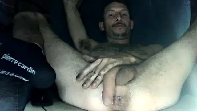 lovehairymature90 online show from October 15, 2025, 6:05 pm