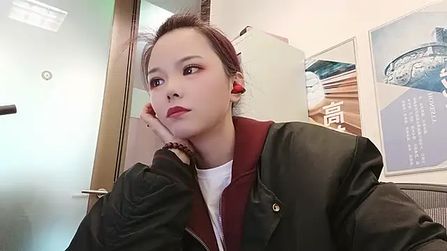 KKMM168 online show from April 15, 2026, 3:34 am