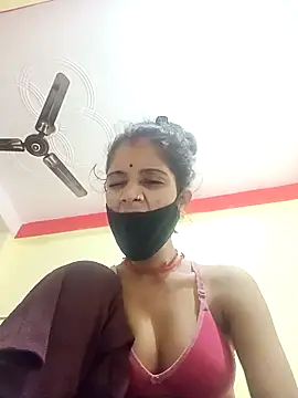 Snapshot of Basanti_143 chatting on October 9, 2025, 11:38 pm Basanti 143 online show from October 9, 2025, 11:38 pm