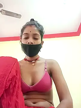 Snapshot of Basanti_143 chatting on October 11, 2025, 1:28 am Basanti 143 online show from October 11, 2025, 1:28 am