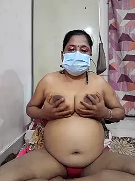 Snapshot of mature_mimi chatting on February 11, 2026, 6:19 pm mature mimi online show from February 11, 2026, 6:19 pm