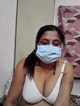 Snapshot of mature_mimi chatting on February 2, 2026, 5:34 pm mature mimi online show from February 2, 2026, 5:34 pm