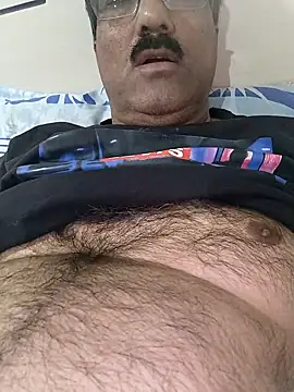 moonflower25 online show from October 27, 2025, 3:07 am