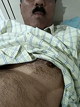 moonflower25 online show from October 25, 2025, 7:29 am