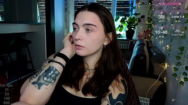 dorfmatratze   online show from October 10, 2025, 7:53 am