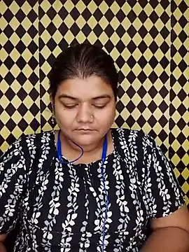 Meenu tiwari online show from September 30, 2025, 8:04 pm