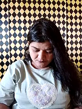 Meenu tiwari online show from October 1, 2025, 10:09 am