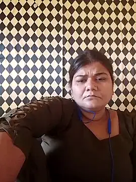 Meenu tiwari online show from October 4, 2025, 11:23 am