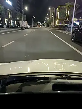 huanhuanaaaaa online show from April 12, 2026, 1:03 pm