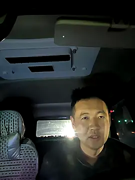 huanhuanaaaaa online show from April 4, 2026, 12:56 pm