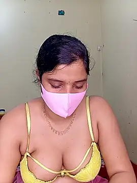 Rose-luckey online show from January 15, 2026, 10:07 am