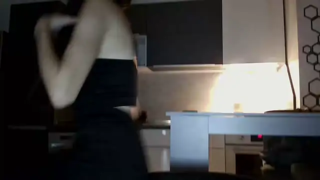 gglingeriee online show from October 24, 2025, 2:38 pm